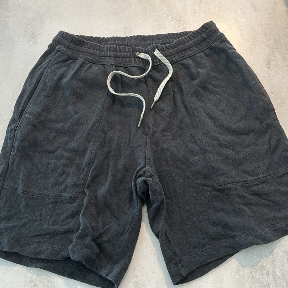 Vuori cotton jogger shorts